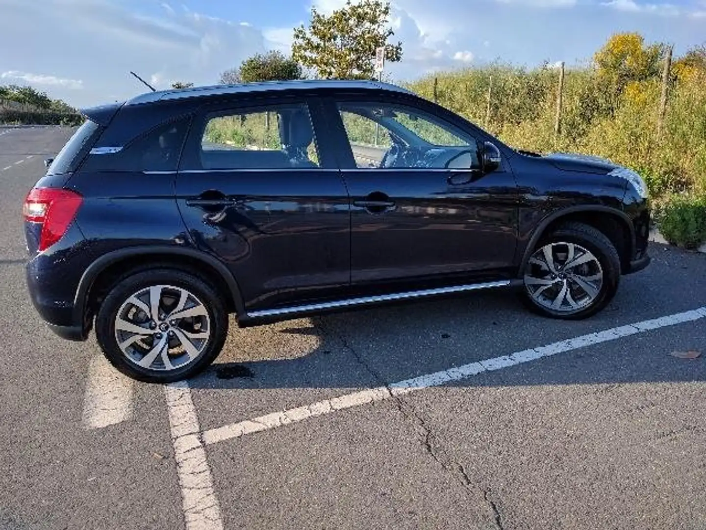 Citroen C4 C3 Aircross Aircross 1.6 e-hdi (hdi) Seduction s Niebieski - 2