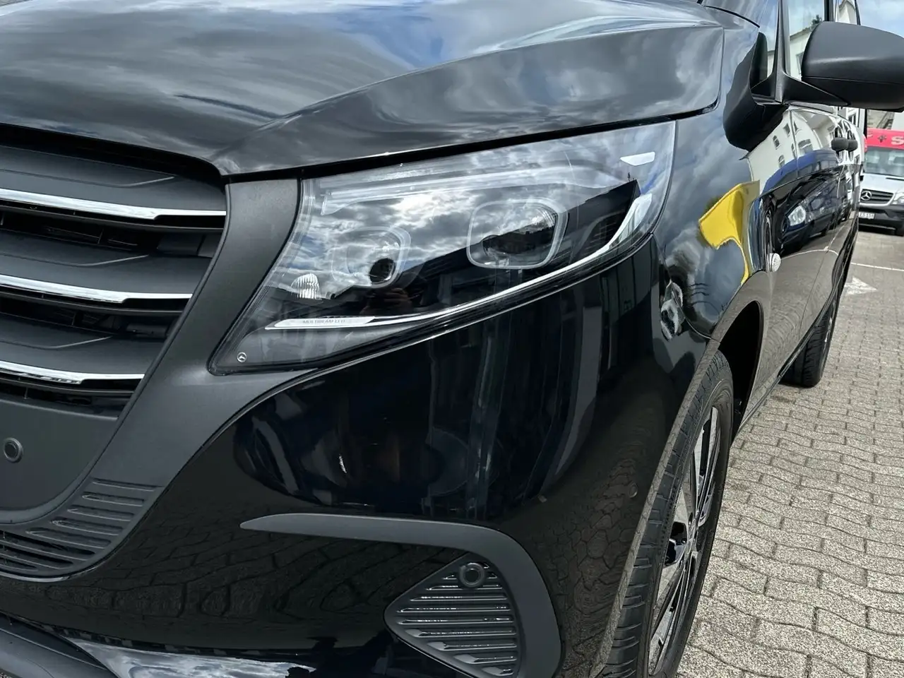 Mercedes-Benz Vito 116 CDI Tourer Select lang LED Kamera 9G 7