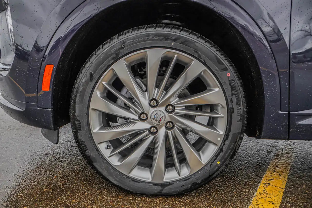 Buick Envision снимка Buick Envision