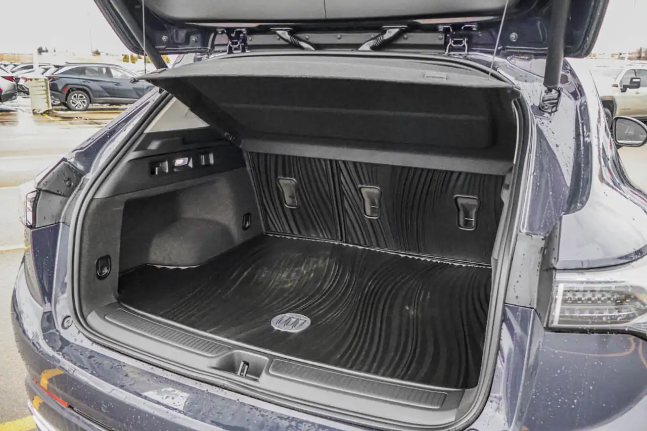 Buick Envision снимка Buick Envision