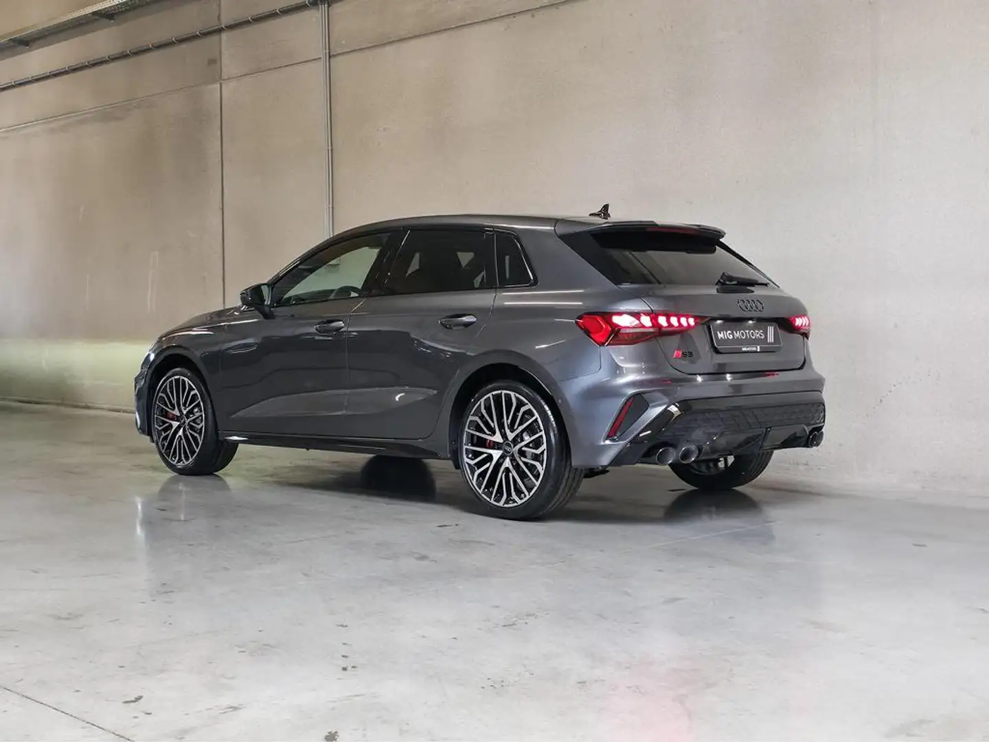 Audi S3 Sportback TFSI  245 kW S tronic Gris - 2