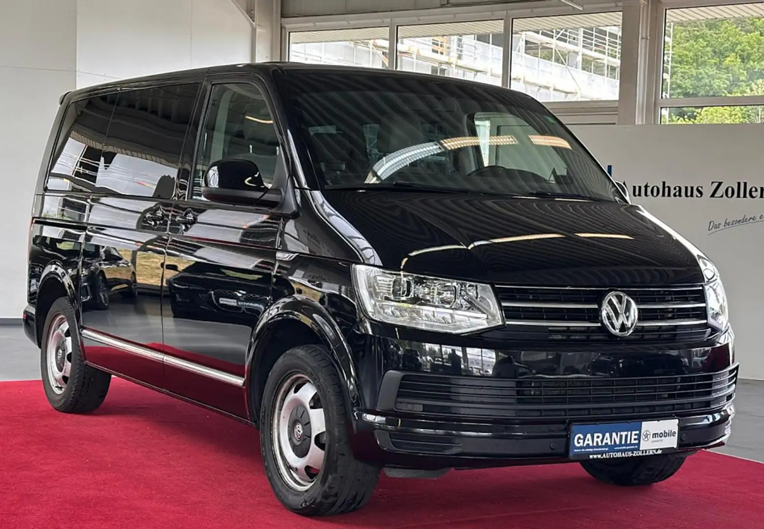 Volkswagen T6 Caravelle 2,0 TDI Comfortline 7Sitz  AHK NAVI PDC Schwarz - 1