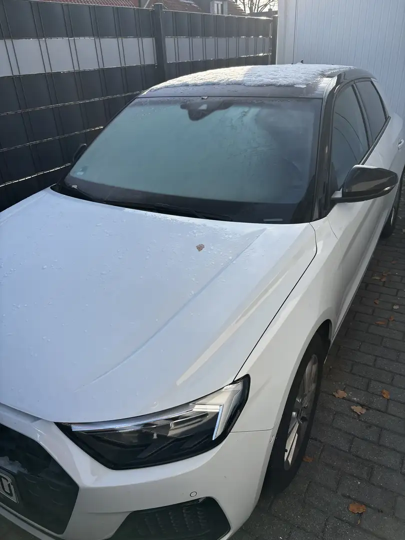 Audi A1 30 TFSI advanced -top gepflegt- Weiß - 2