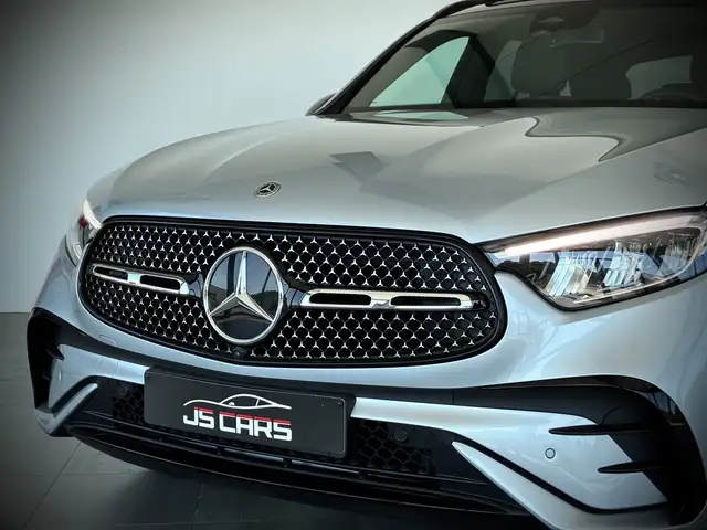 Mercedes-Benz GLC 200 view 6