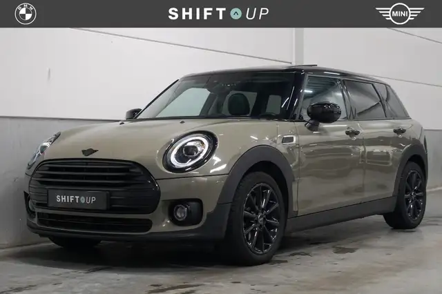 MINI Cooper Clubman Mini 1.5 Panoramadak | Carplay | Comfort Access