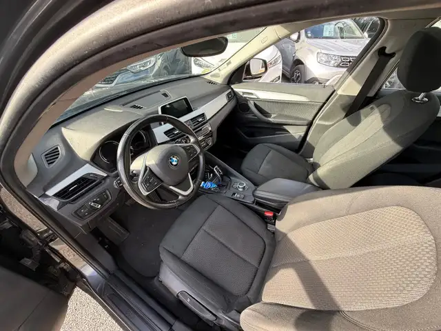 BMW X1 view 9