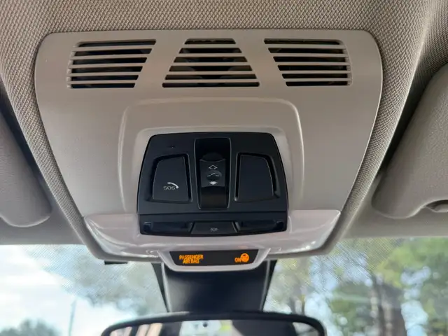 BMW X1 view 12