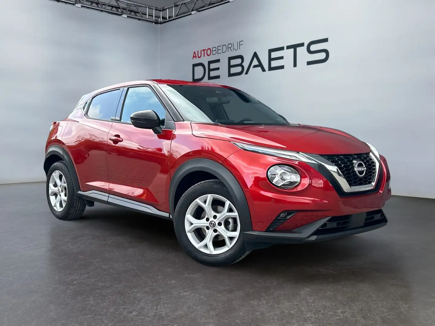 Nissan Juke 1.0 DIG-T 2WD N-Connecta DCT (EU6AP) Rood - 1