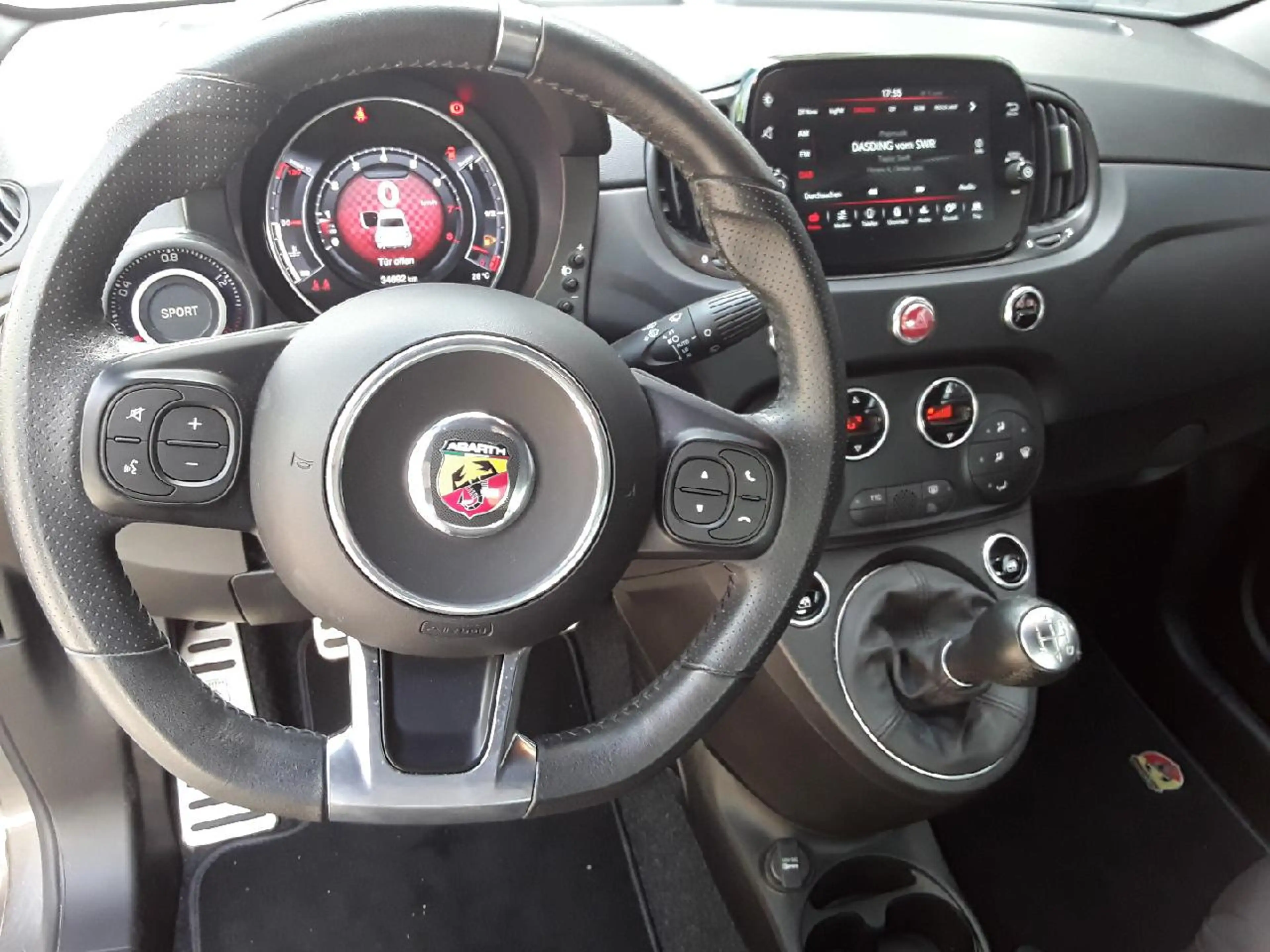 Abarth 500 F595 1.4 TB 16v — photo 8