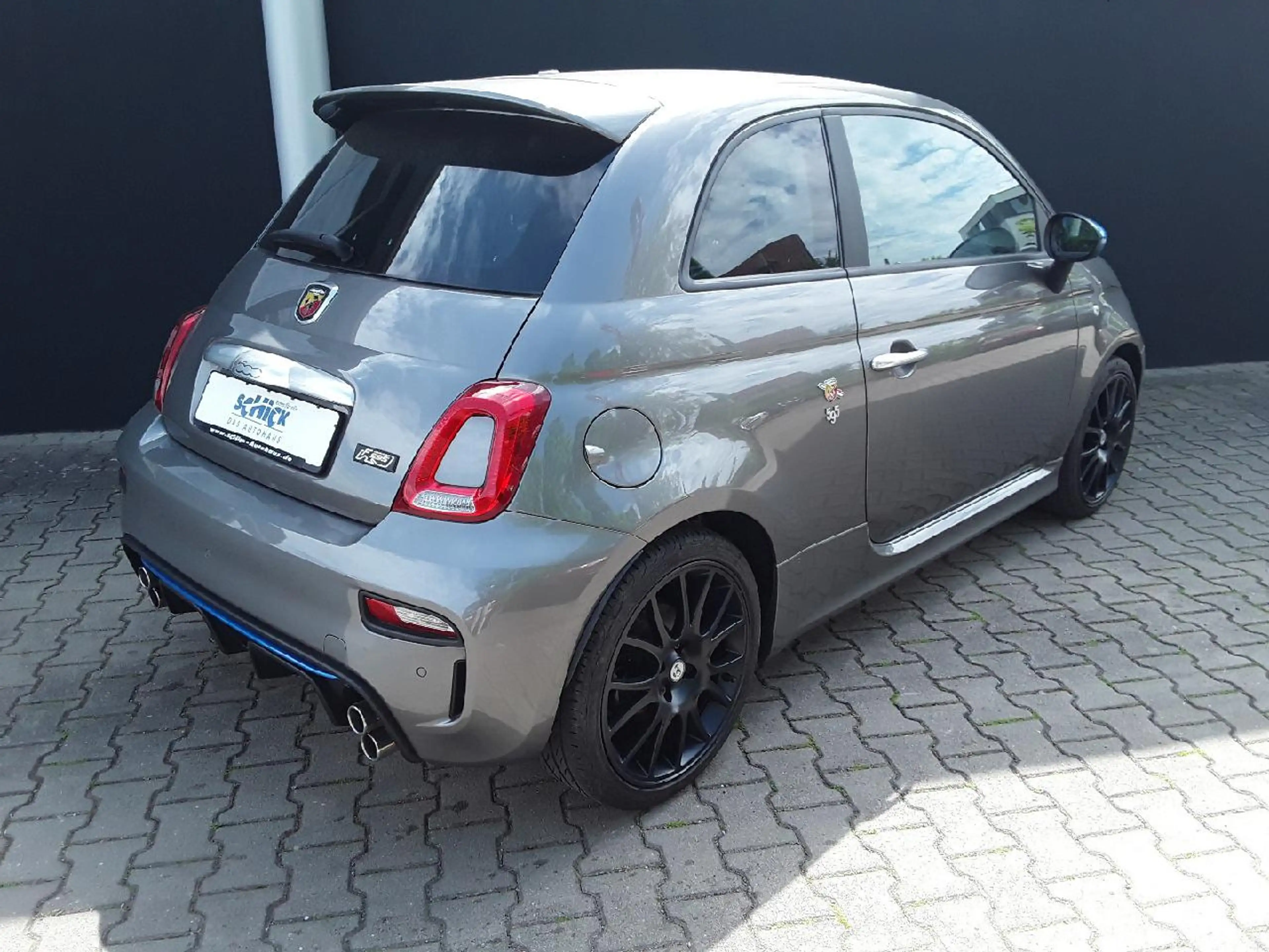 Abarth 500 F595 1.4 TB 16v — photo 3