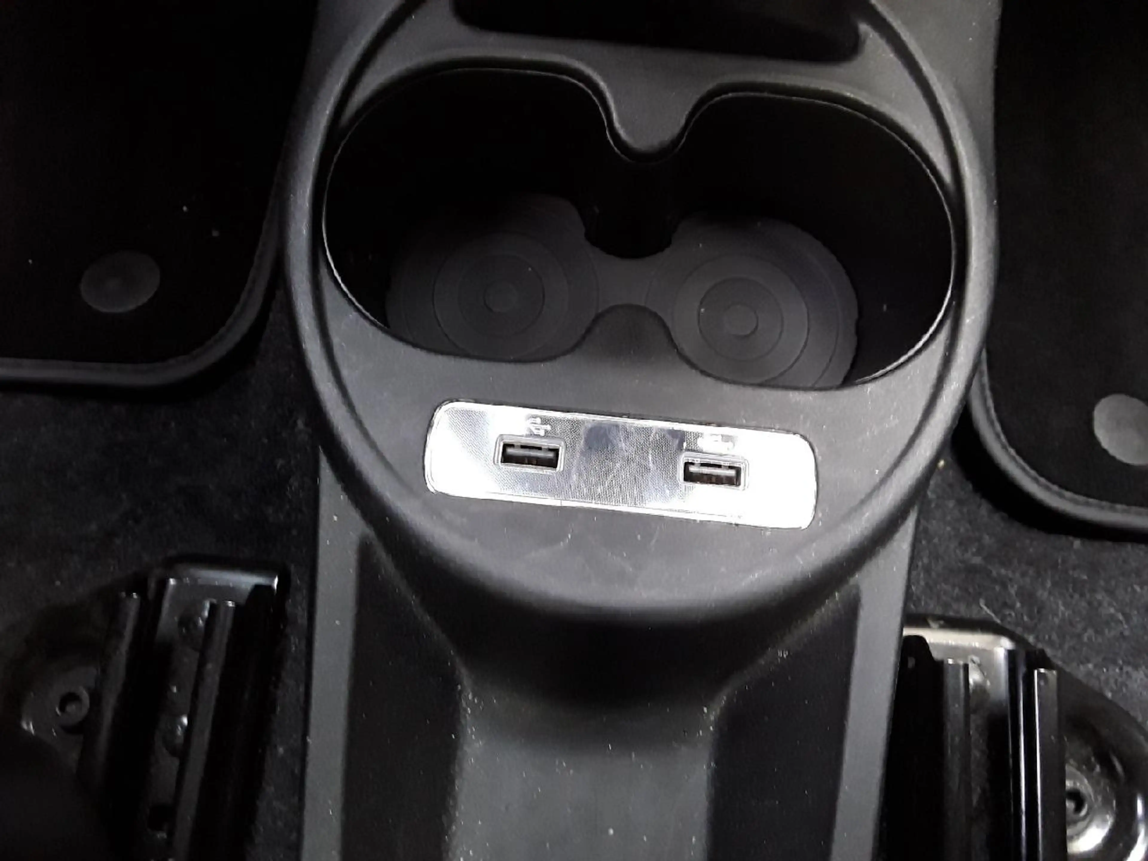 Abarth 500 F595 1.4 TB 16v — photo 12