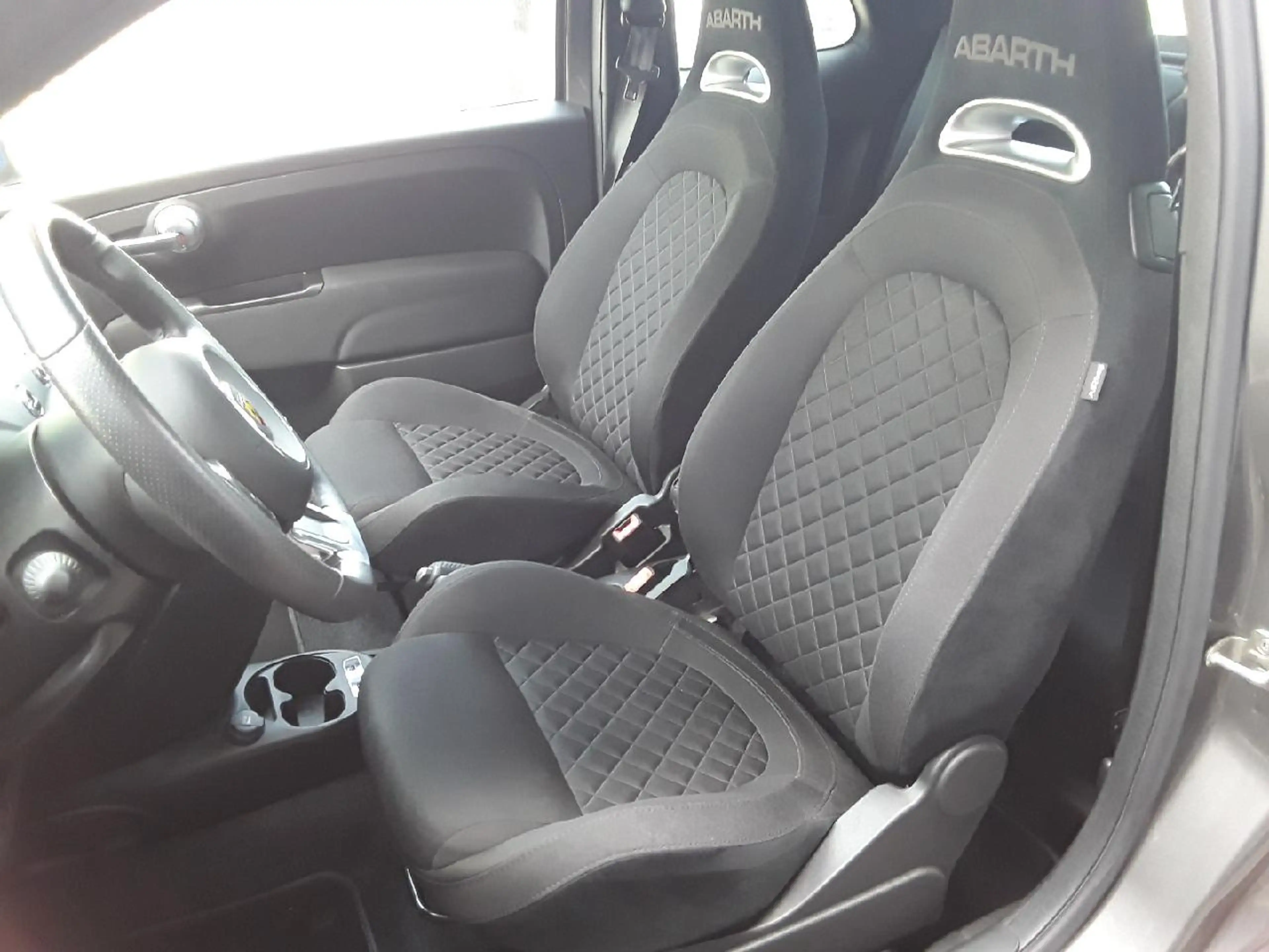 Abarth 500 F595 1.4 TB 16v — photo 4