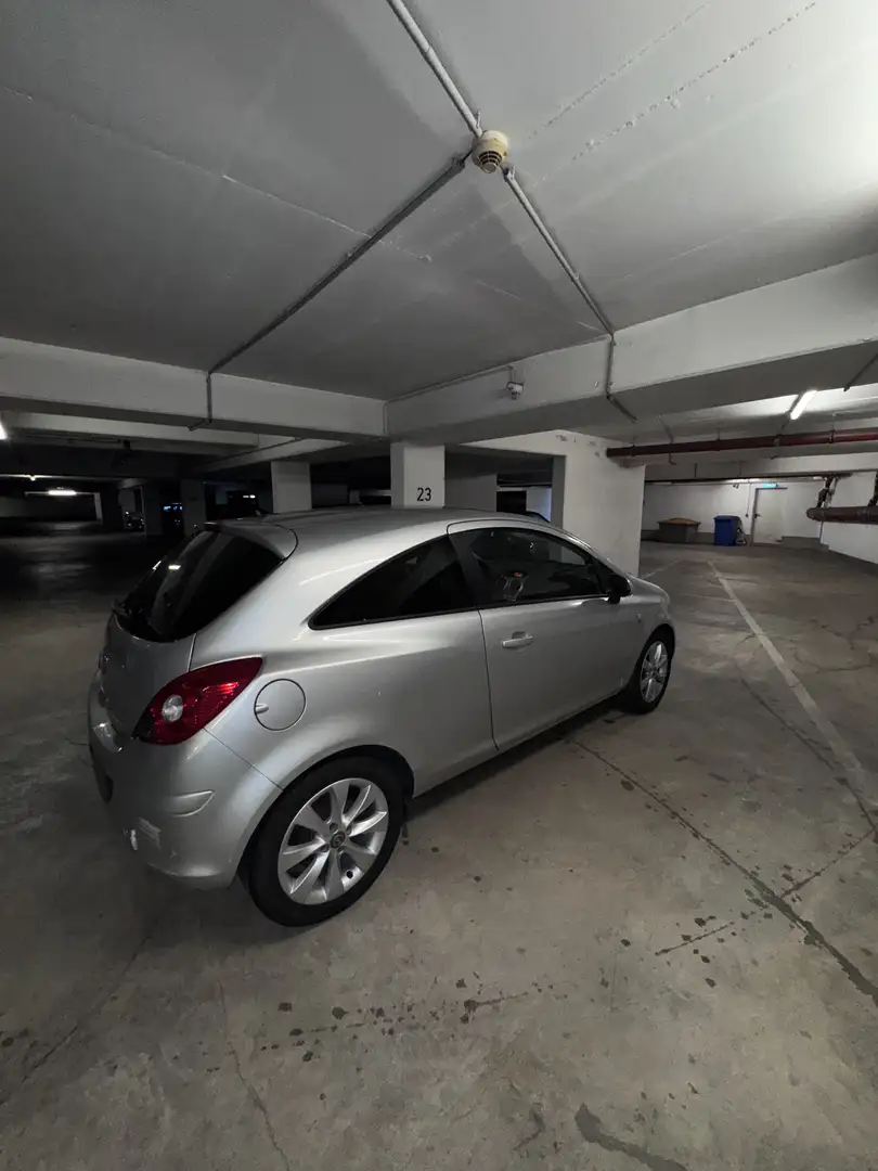 Opel Corsa 1.4 16V Color Stripes - 2