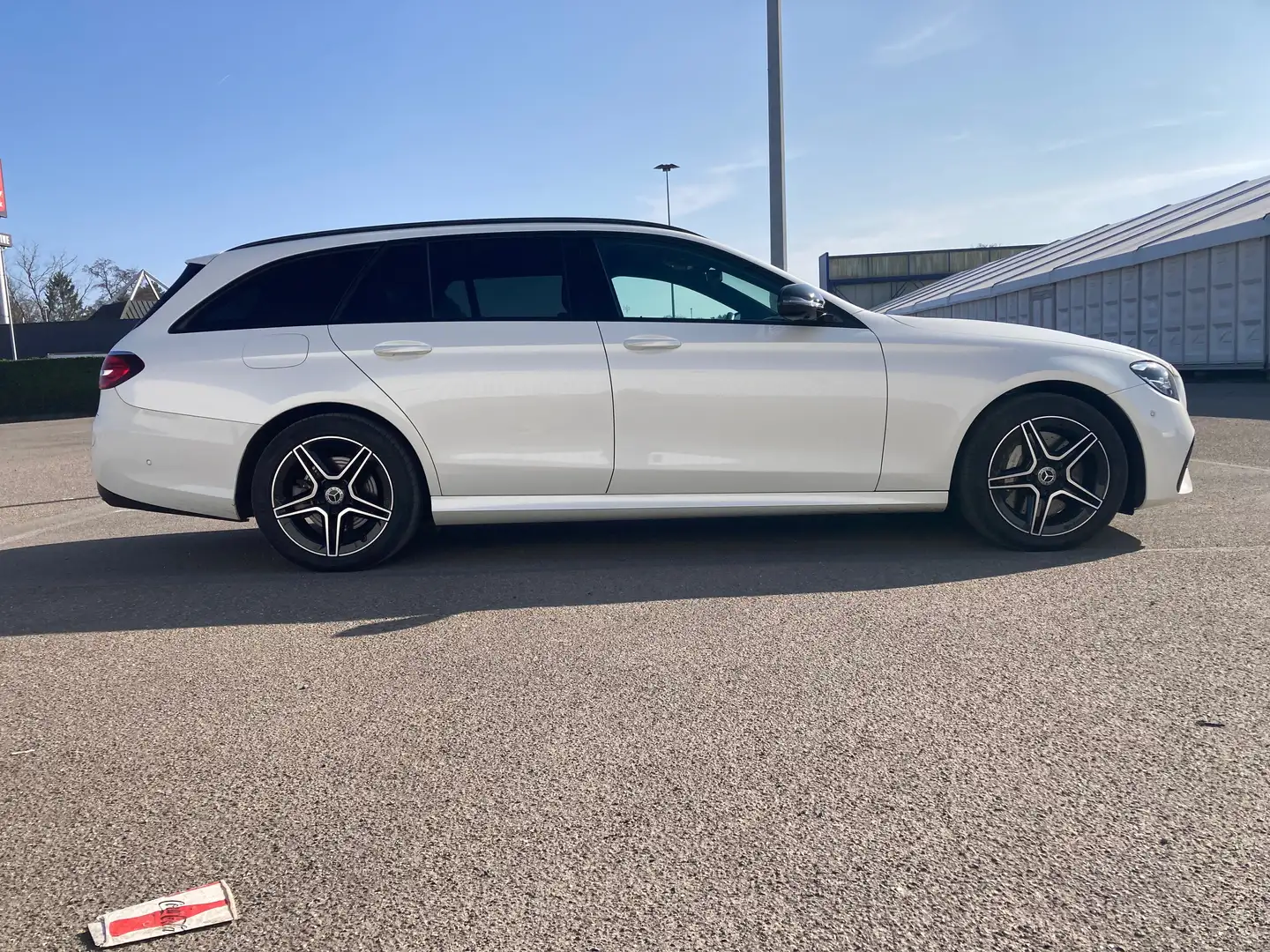 Mercedes-Benz E 300 E 300 e T 9G-TRONIC AMG Line Wit - 1