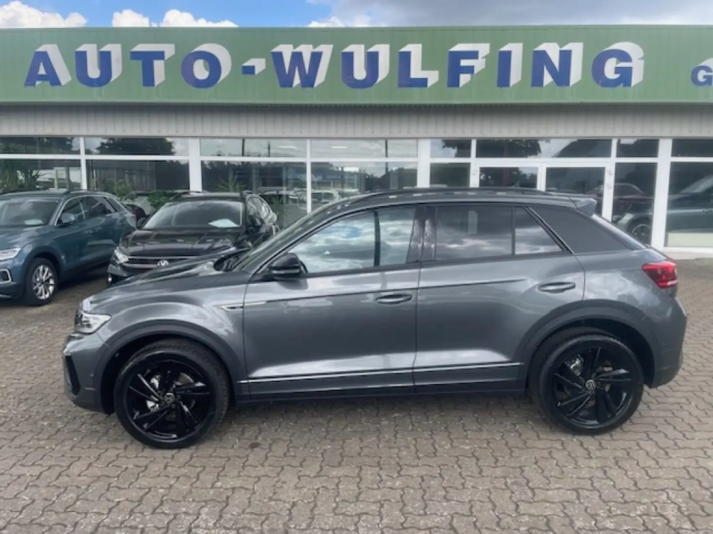 Volkswagen T-Roc R-LINE 1.5 TSI-DSG Black+Style,Pan.-Dach Grau - 1