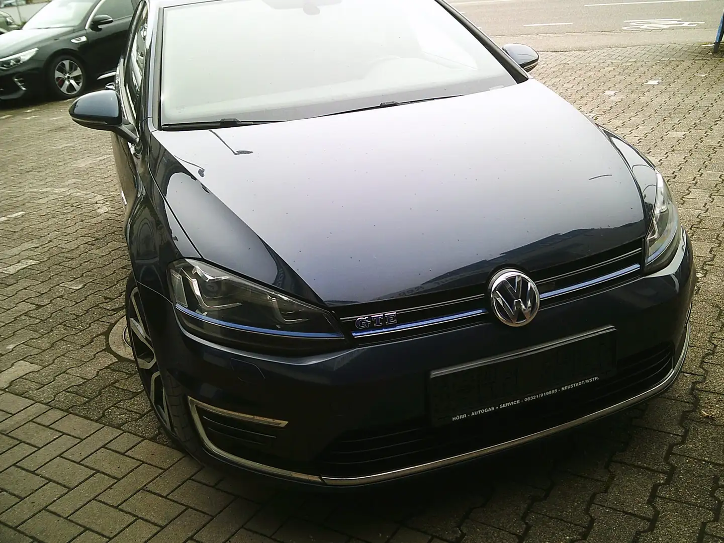 Volkswagen Golf GTE Blau - 2
