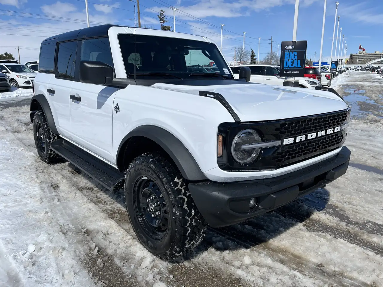 Ford Bronco снимка Ford Bronco