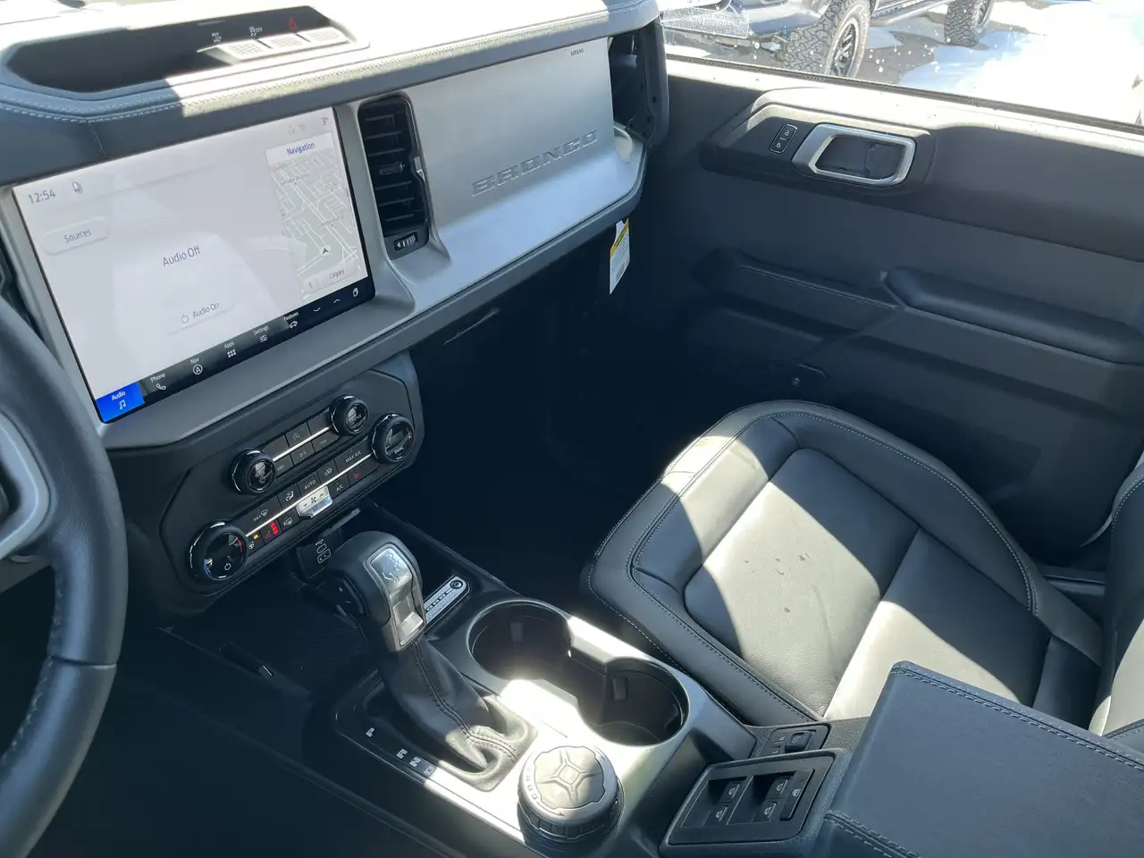 Ford Bronco снимка Ford Bronco