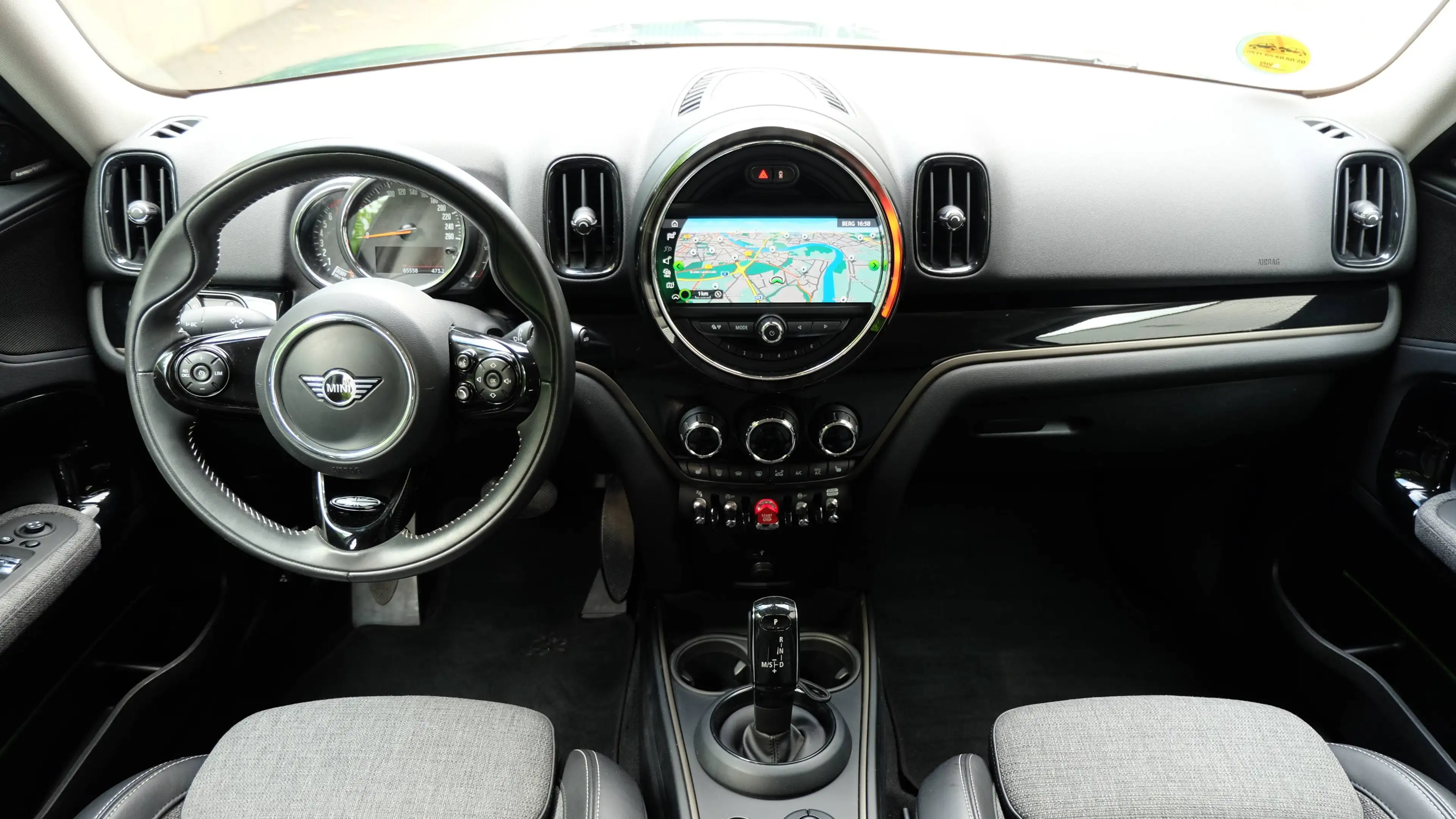 MINI One Countryman One — photo 15