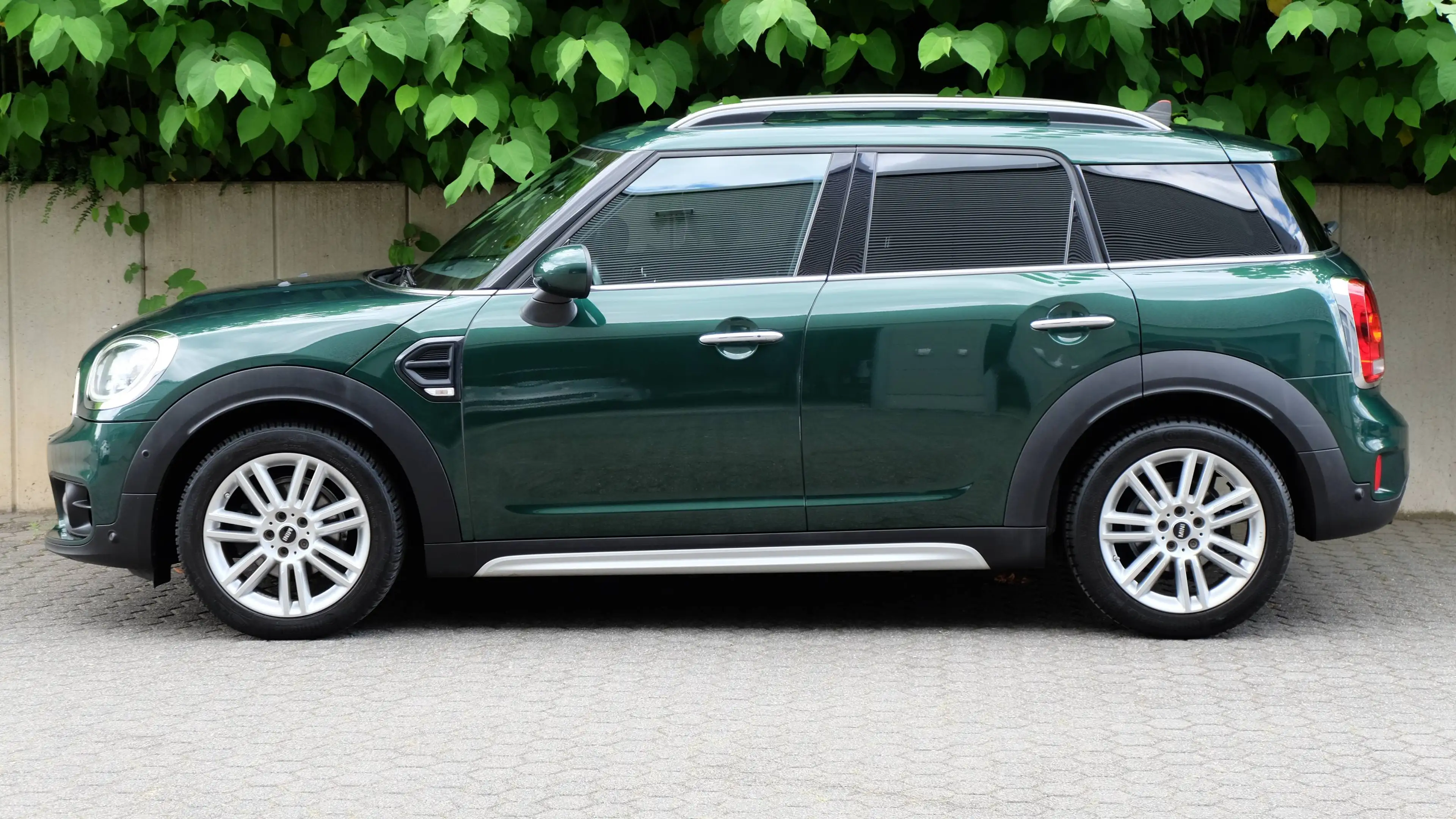MINI One Countryman One — photo 6