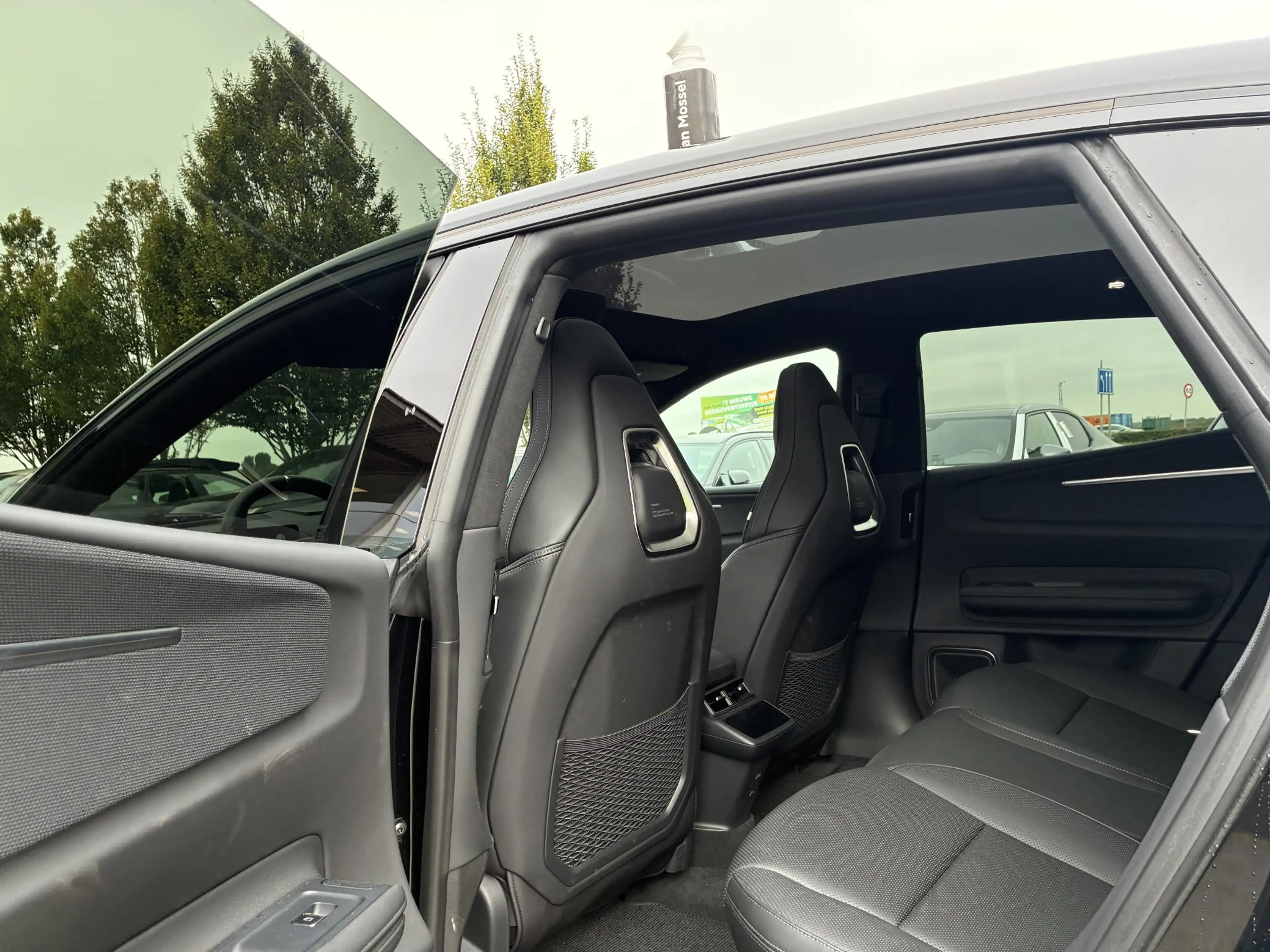 Polestar 4 Long Range Dual motor 100 kWh Harman&Kardon|Nappal — photo 13