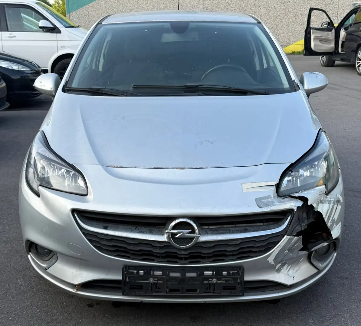 Opel Corsa 1.4i essence utilitaire Šedá - 1