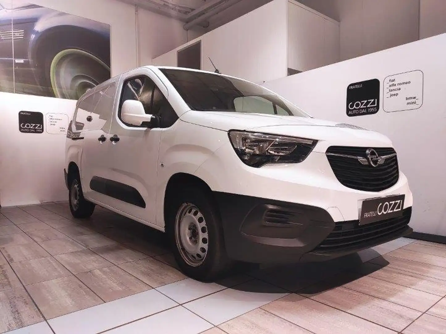 Opel Combo Cargo XL 1.5 Diesel 130CV S&S PL 950kg Edition Bianco - 1