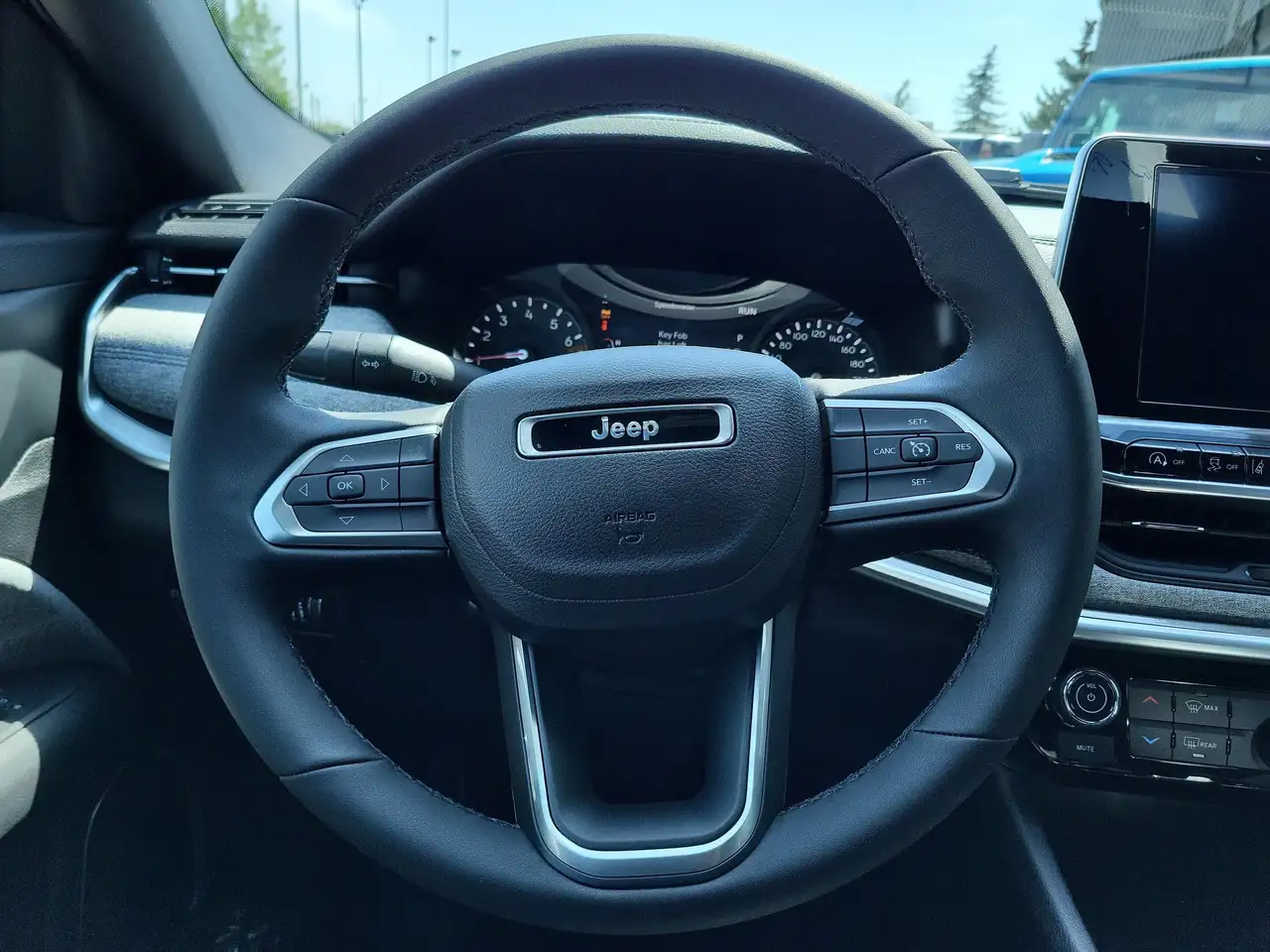 Jeep Compass снимка Jeep Compass