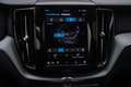 Volvo XC60 T6 Plug-in hybrid AWD Plus Dark | Panorama dak | T Grau - thumbnail 24