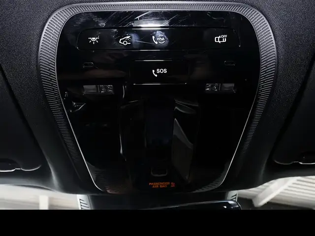 Mercedes-Benz EQE view 24