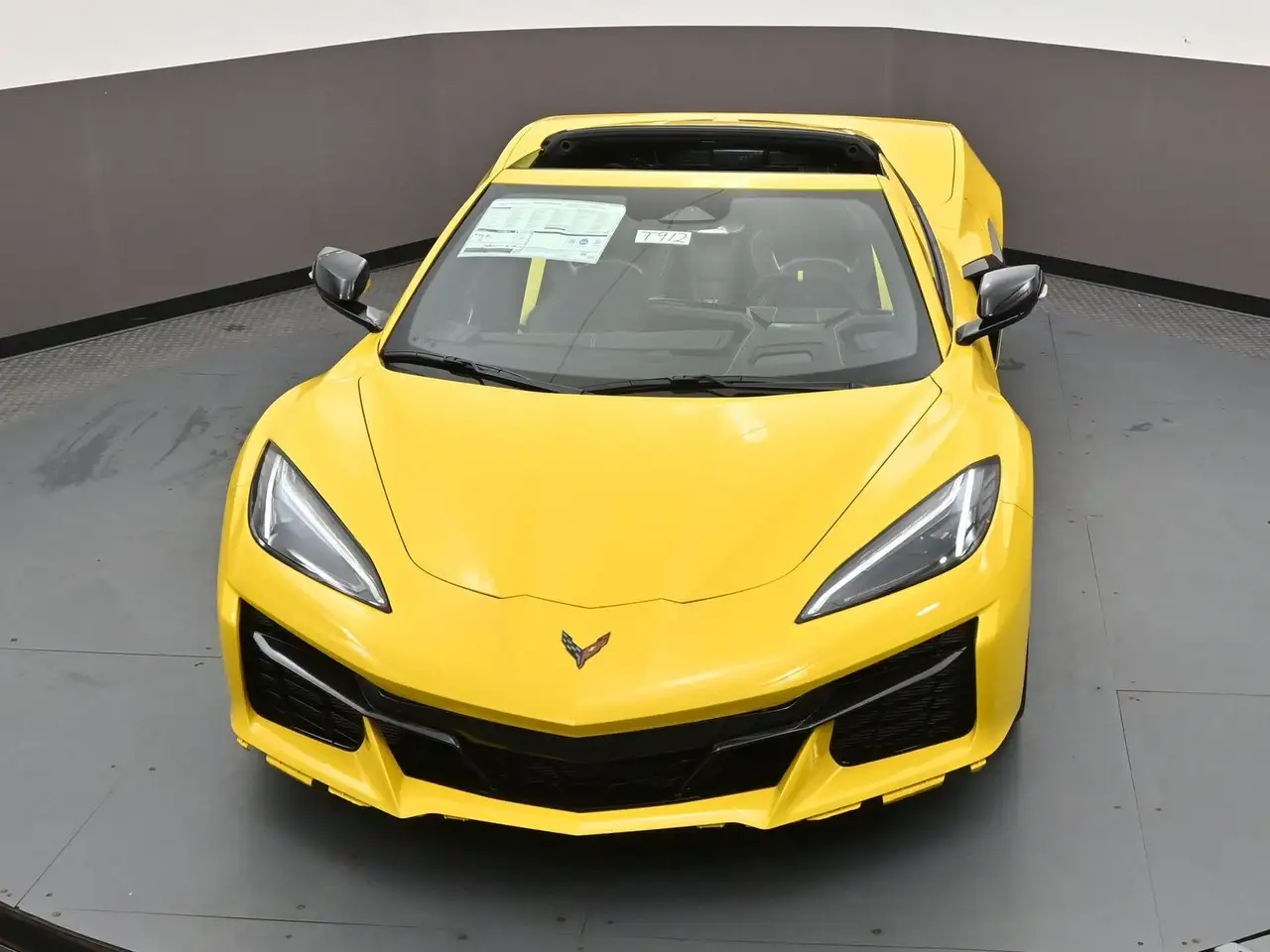 Chevrolet Corvette снимка Chevrolet Corvette