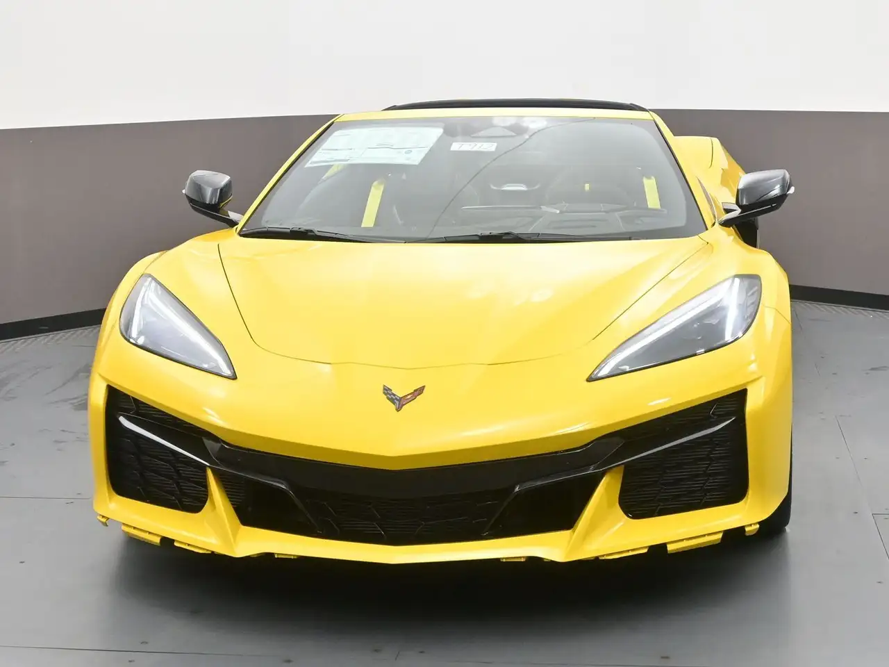 Chevrolet Corvette снимка Chevrolet Corvette