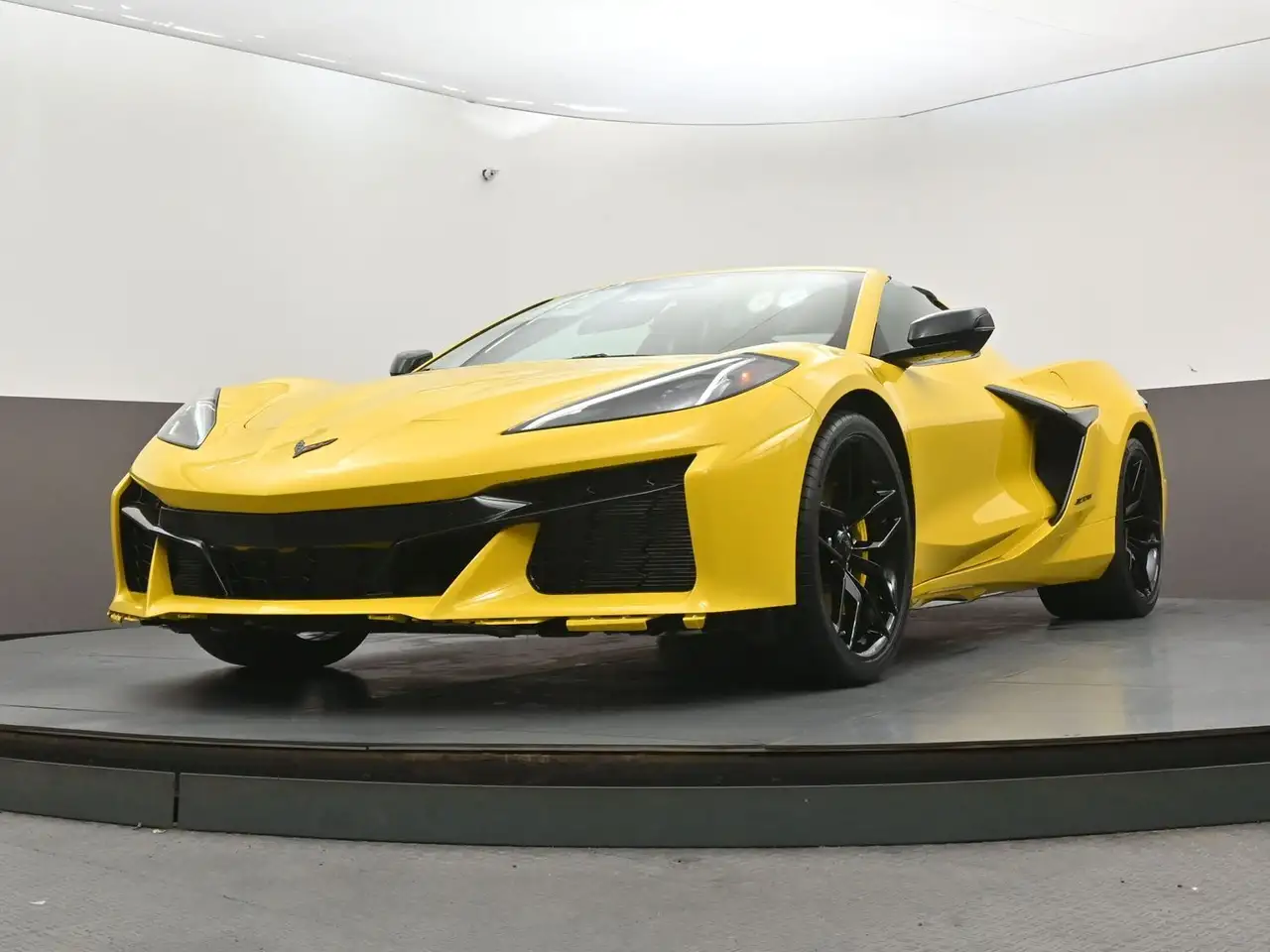 Chevrolet Corvette снимка Chevrolet Corvette