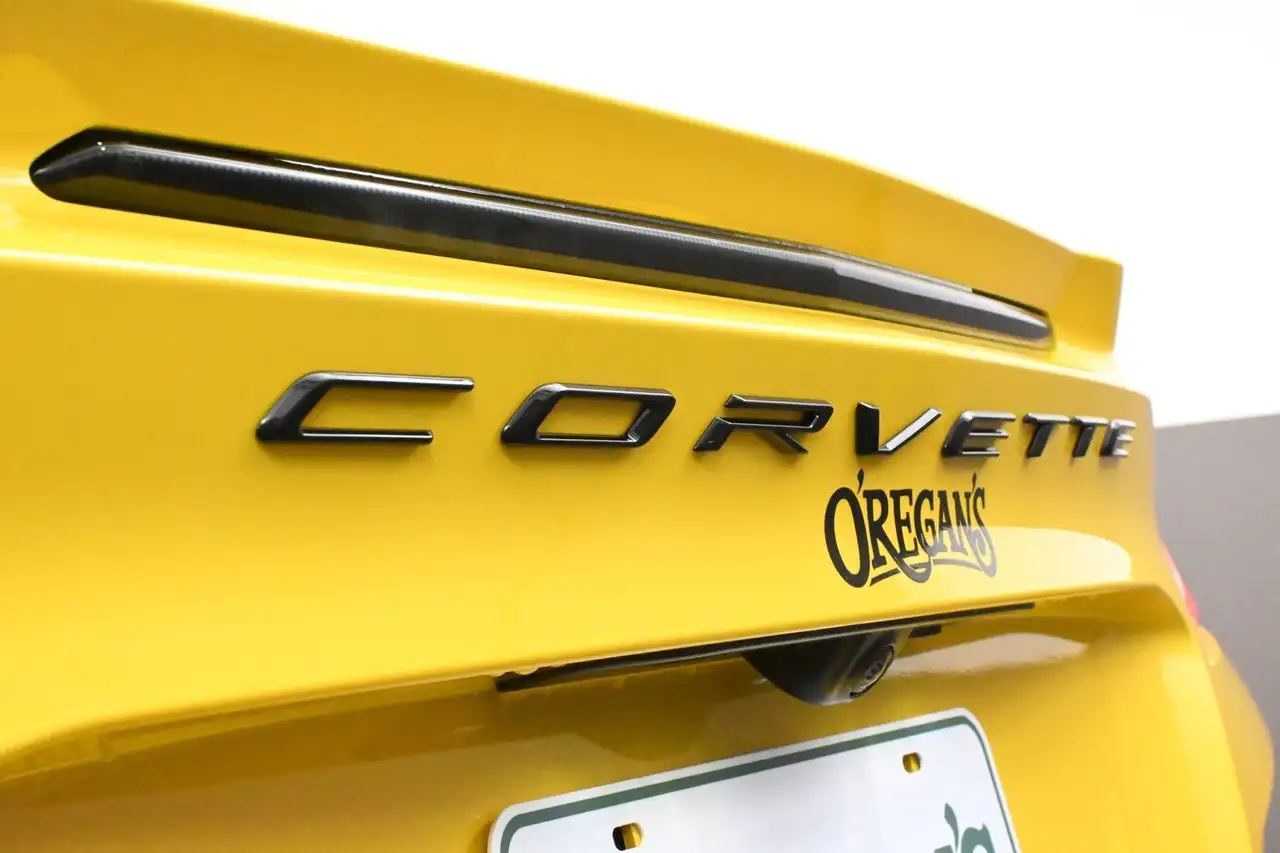 Chevrolet Corvette снимка Chevrolet Corvette