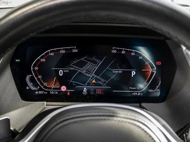 BMW 1 Series view 13
