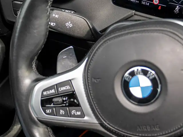 BMW 1 Series view 14