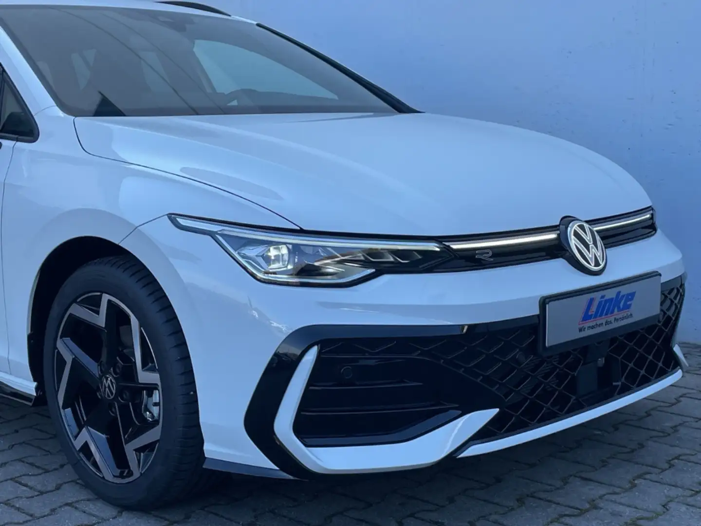 Volkswagen Golf Variant VIII 1.5 eTSI DSG R-Line AHK/Kamera/HUD Weiß - 2