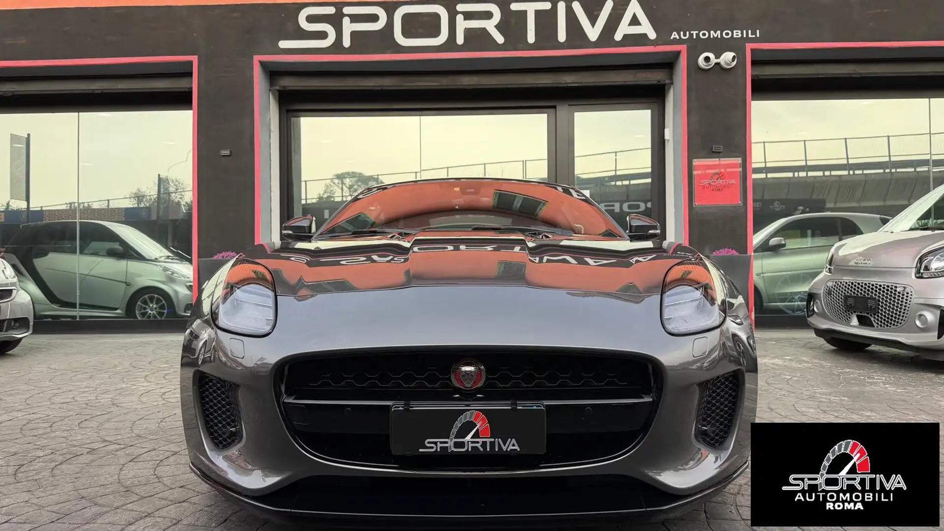 Jaguar F-Type ANTICIPO 15000 EURO RATA MENSILE 533,00 F-Type 3. Gris - 2