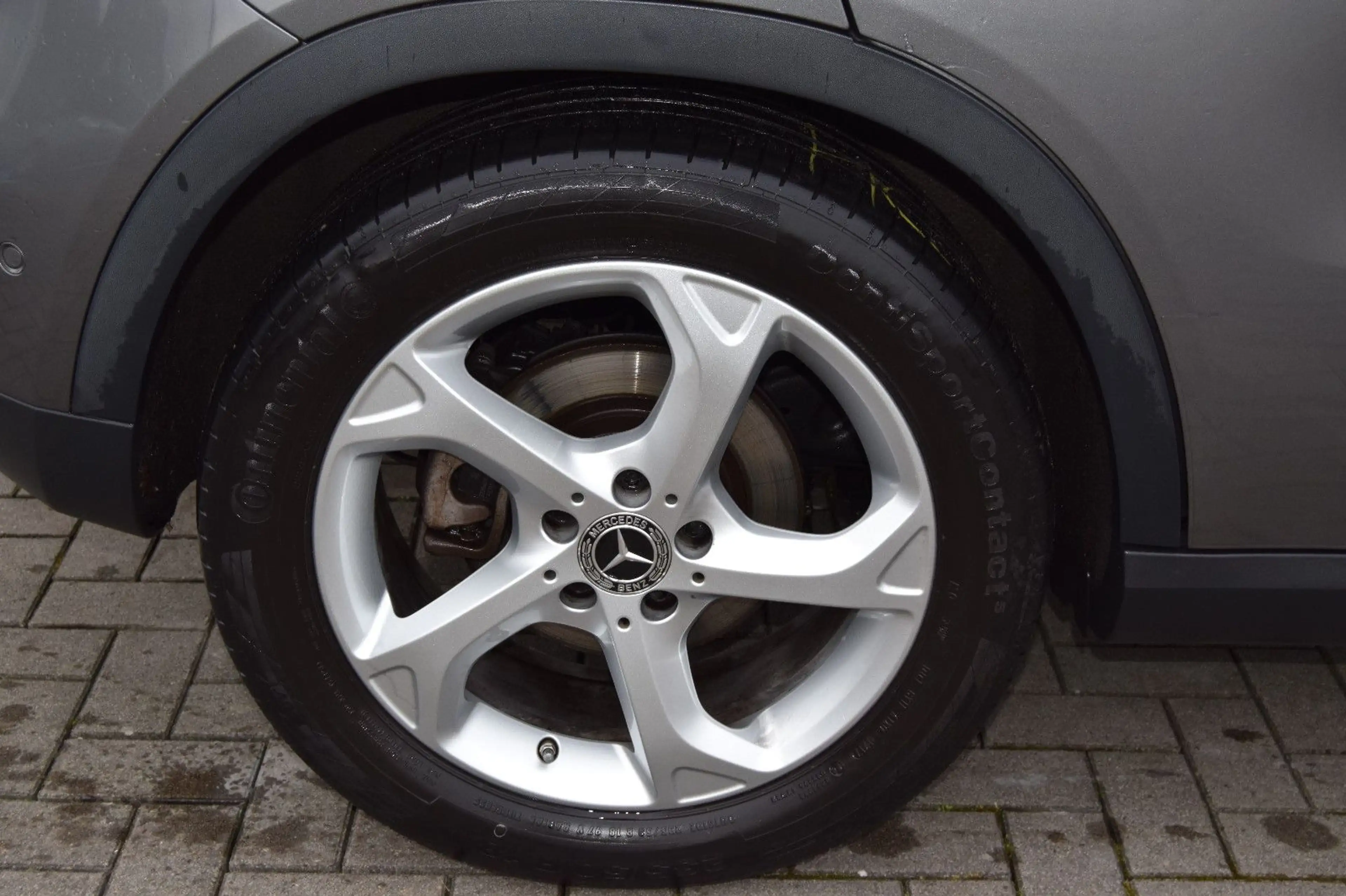 Mercedes-Benz GLA 180 !AUTOMATIK!Nani,AHK,LED,Scheinw, — photo 6