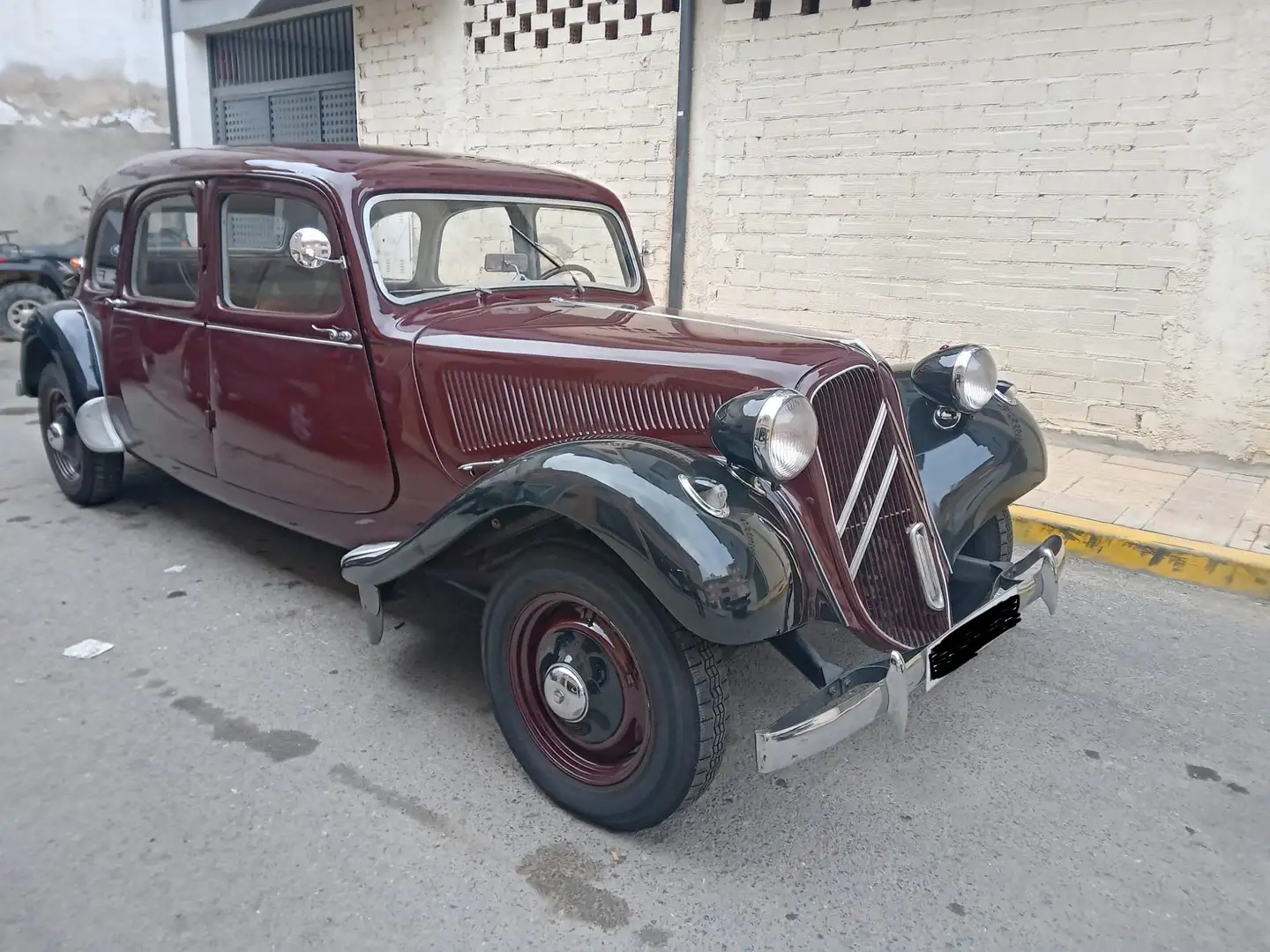 Citroen B11 LIGERO Black - 1