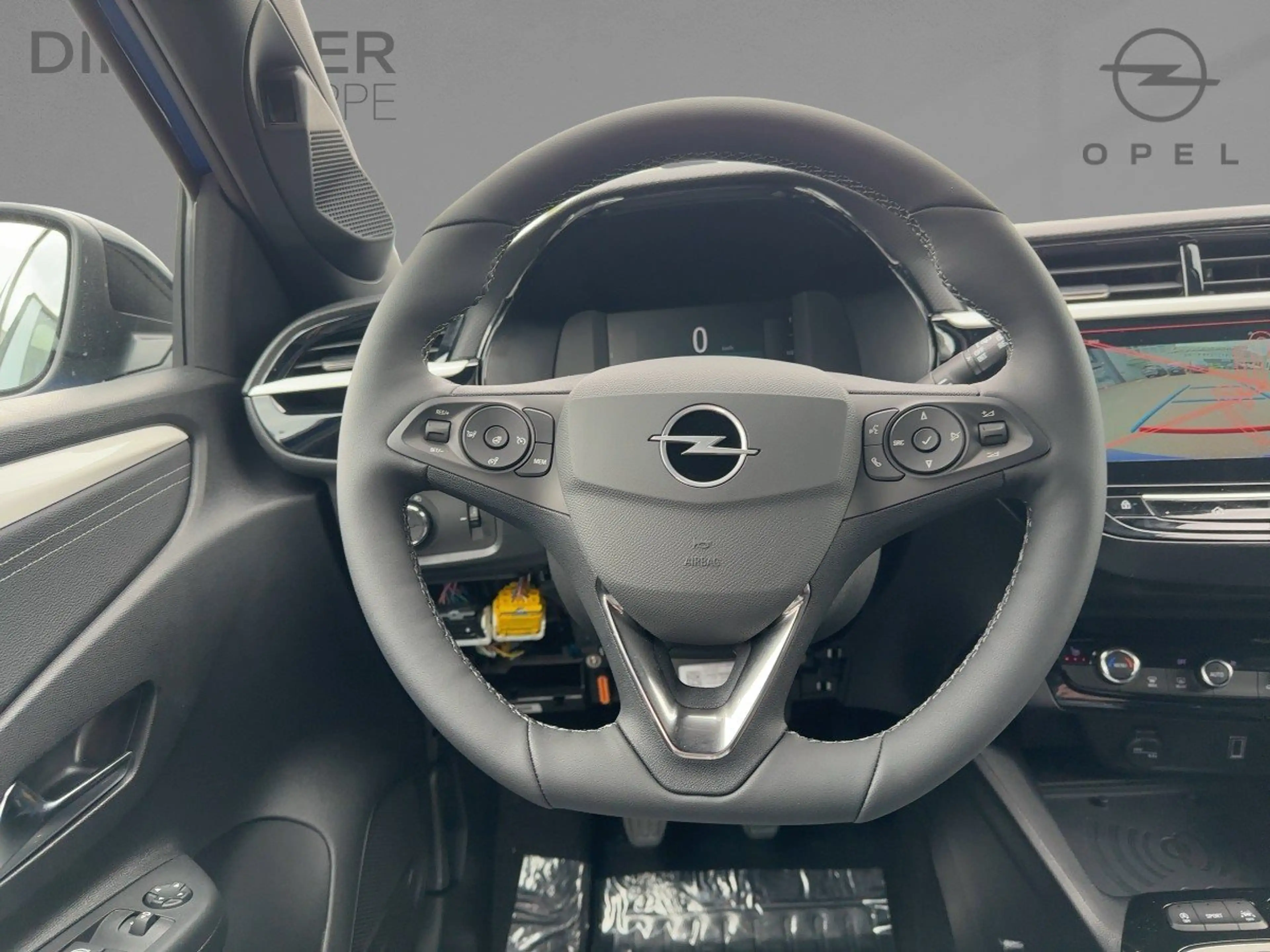 Opel Corsa GS 1.2 MT6 Allwetter+Navi+PDC+Kamera — photo 12