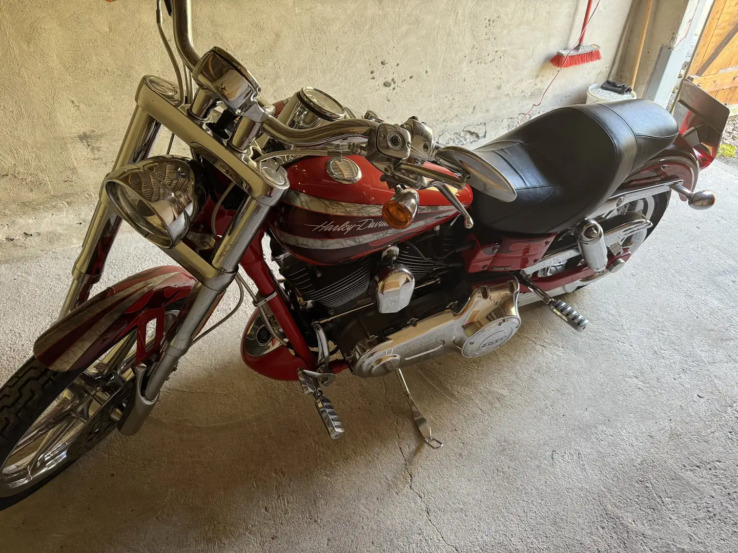 Harley-Davidson Dyna Glide Jubiläumsmodell Rot - 1