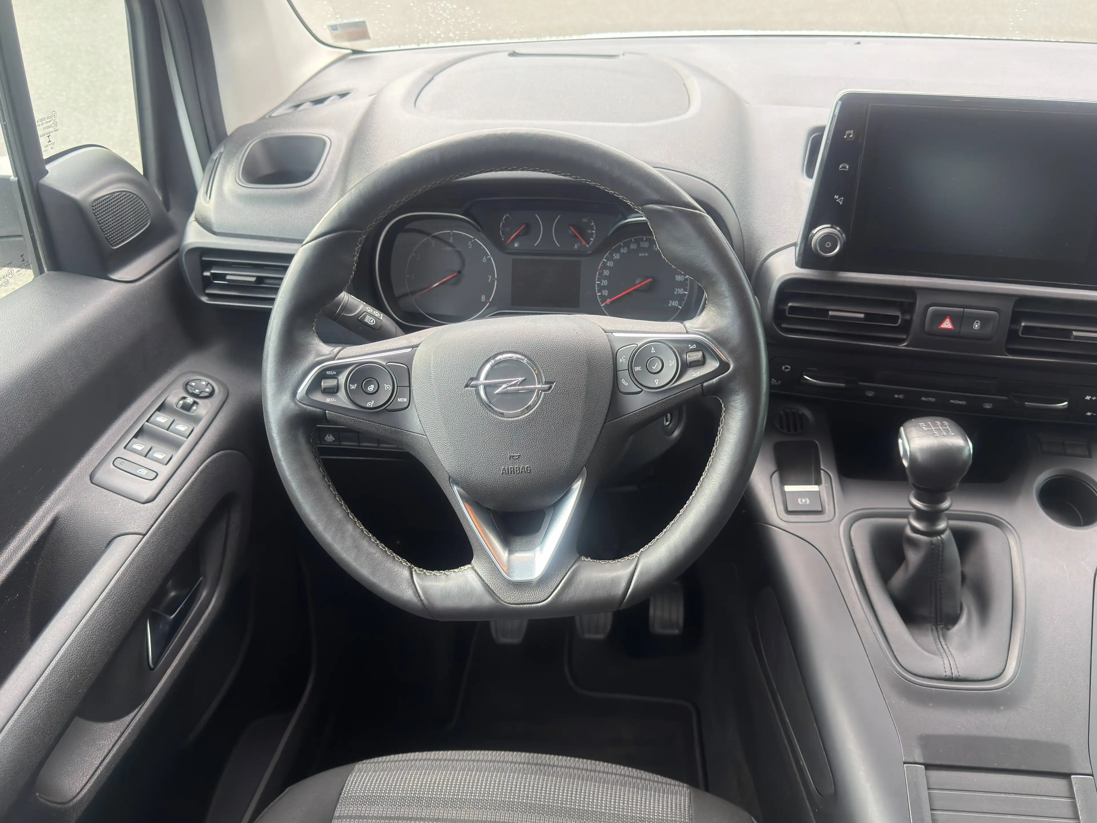 Opel Combo Edition — photo 11