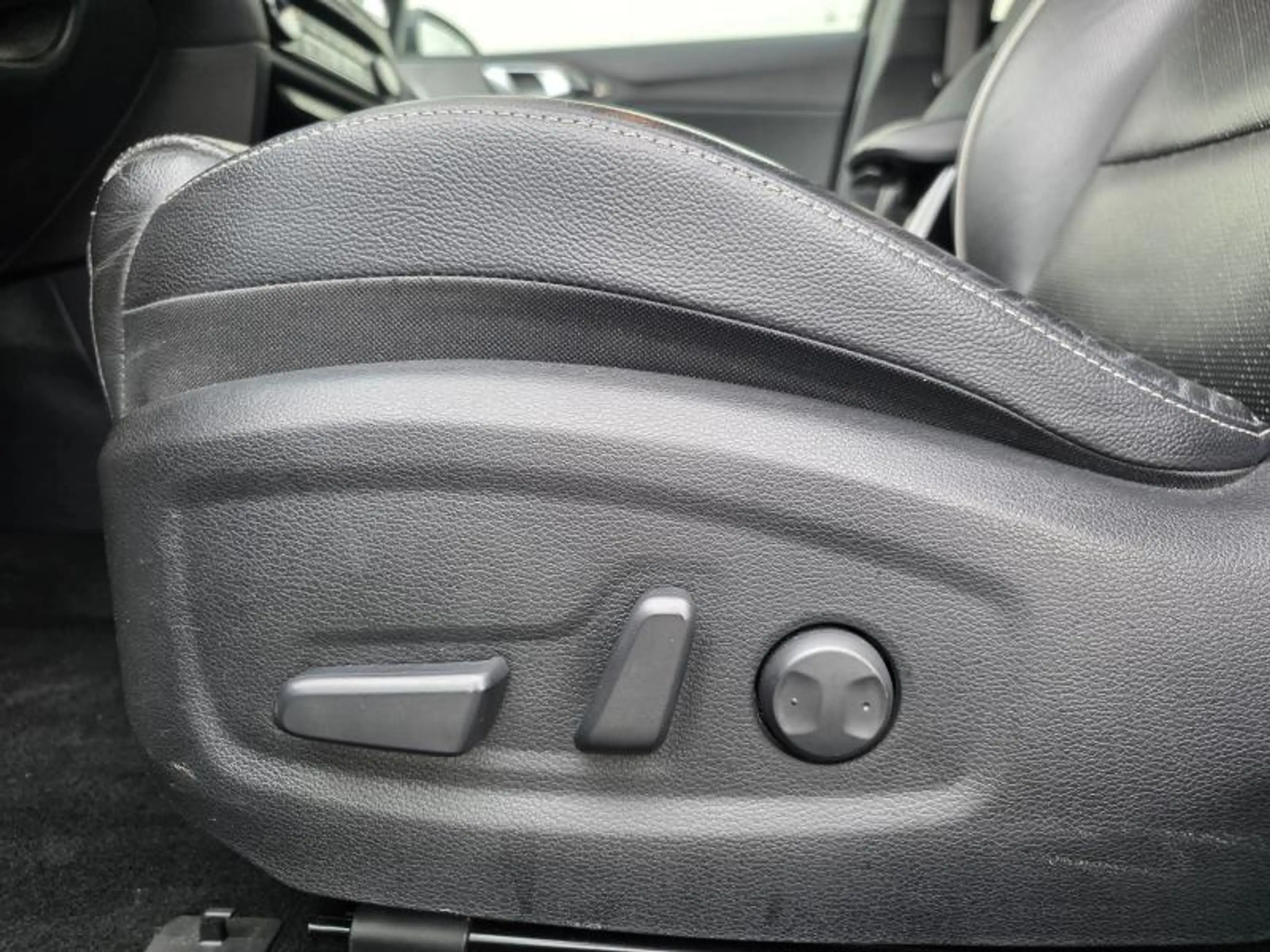 Kia Ceed / cee'd Gt-Line 1.0 T-GDi 120ch — photo 10