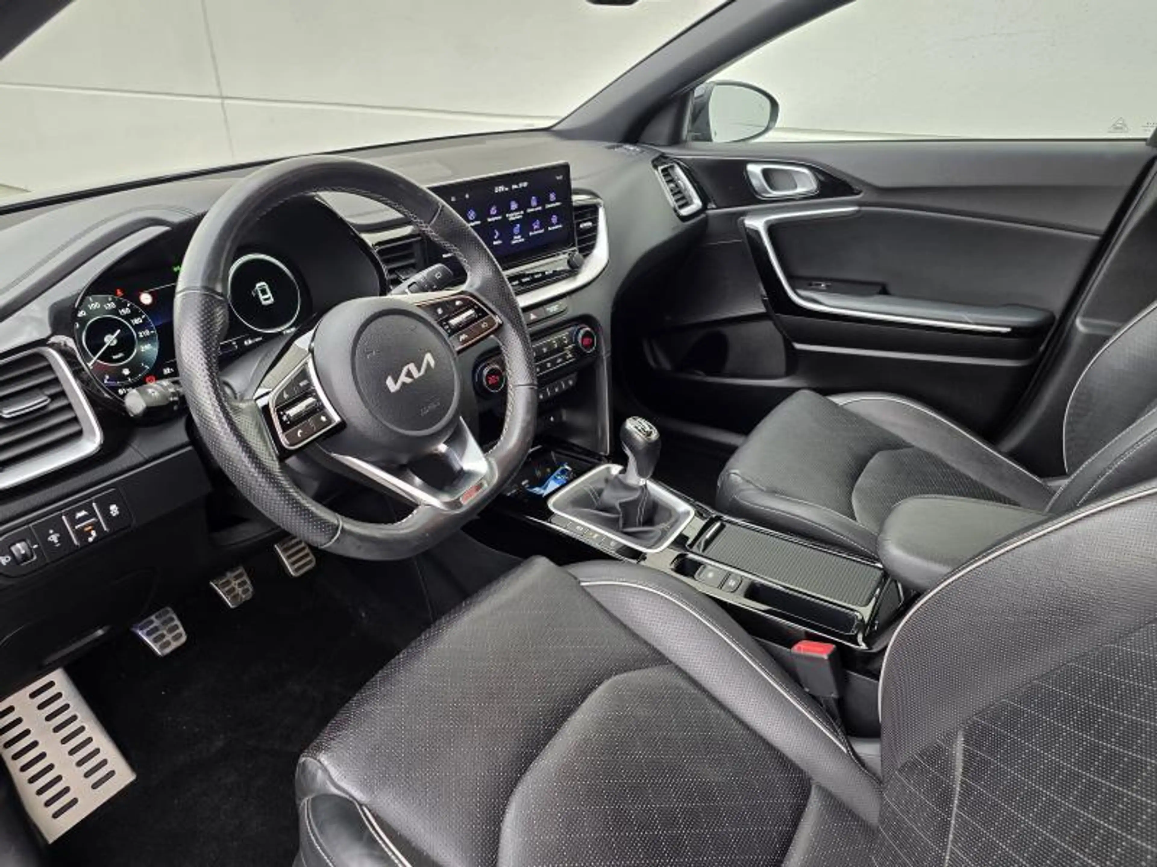 Kia Ceed / cee'd Gt-Line 1.0 T-GDi 120ch — photo 11