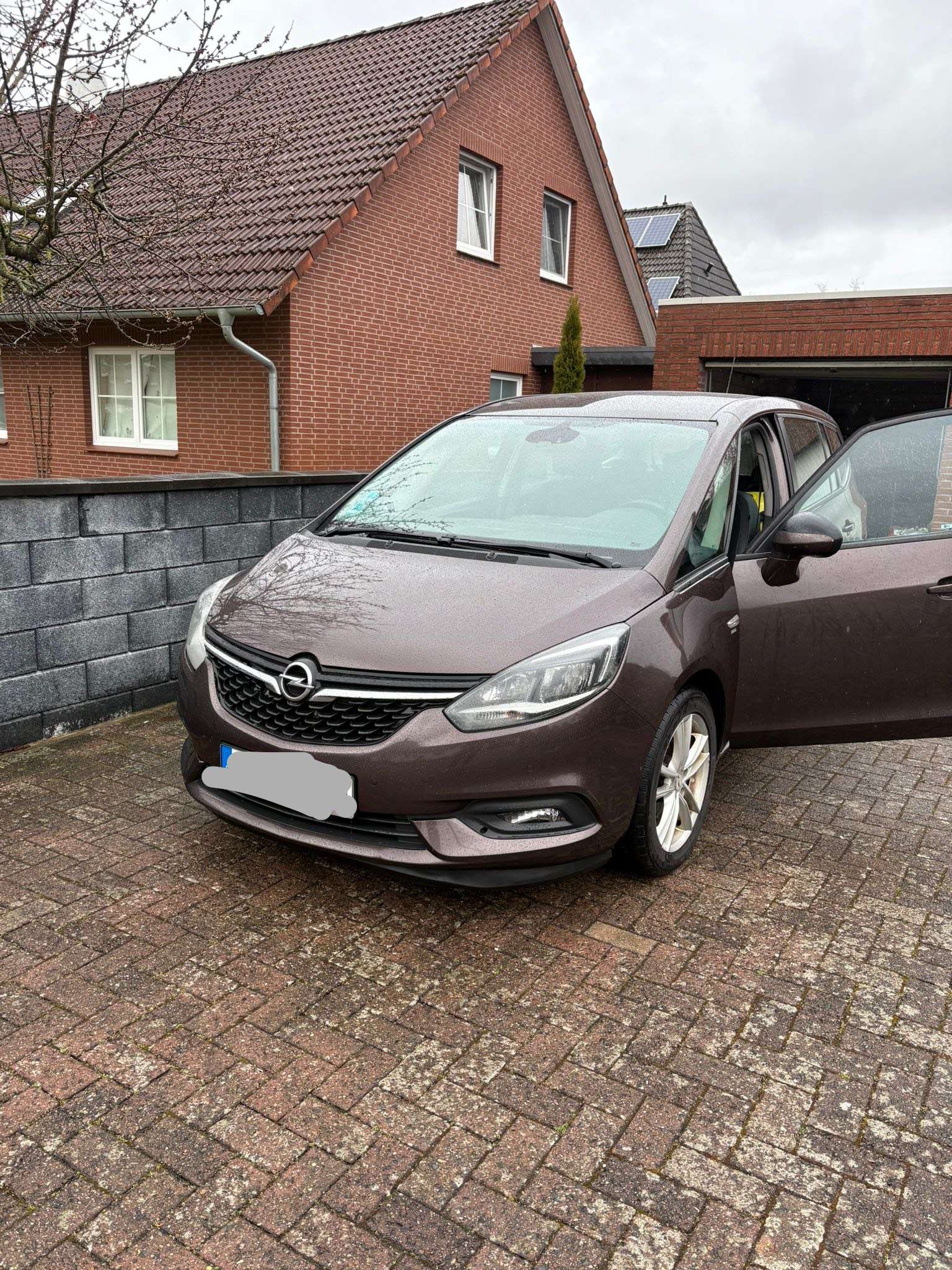Second hand Opel Zafira Tourer 1.6