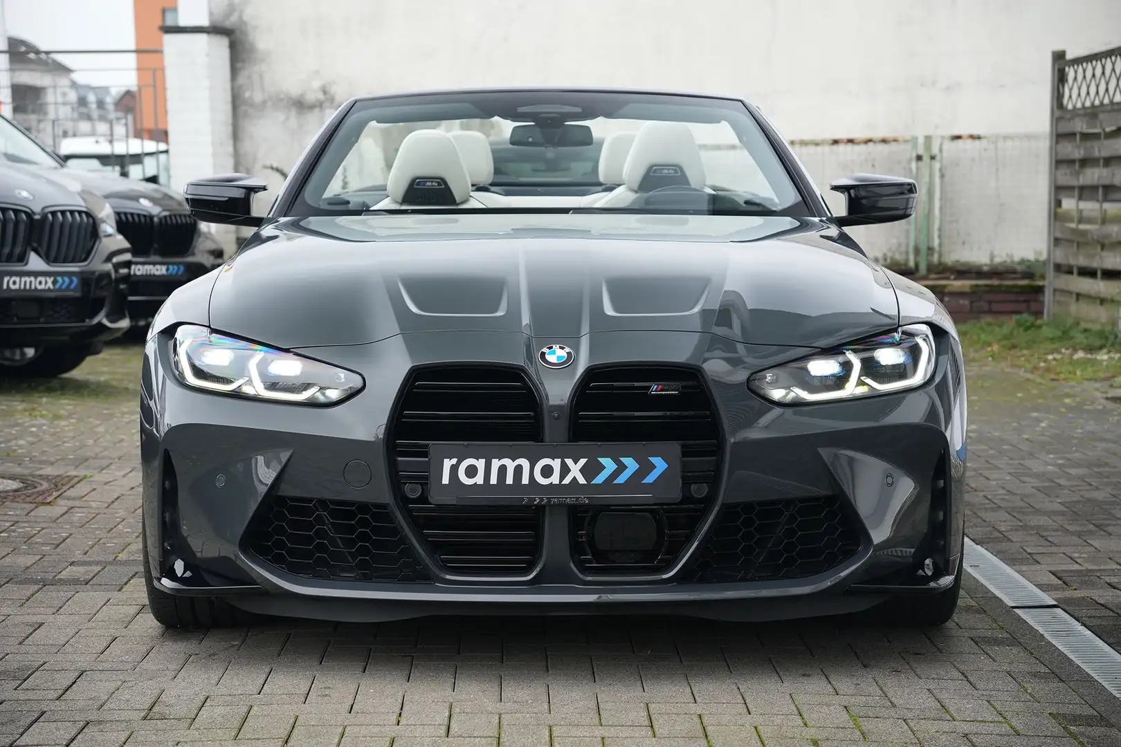 BMW M4 Competition M xDrive Cabrio MY23-ACC-LASER-VOLL Gri - 2