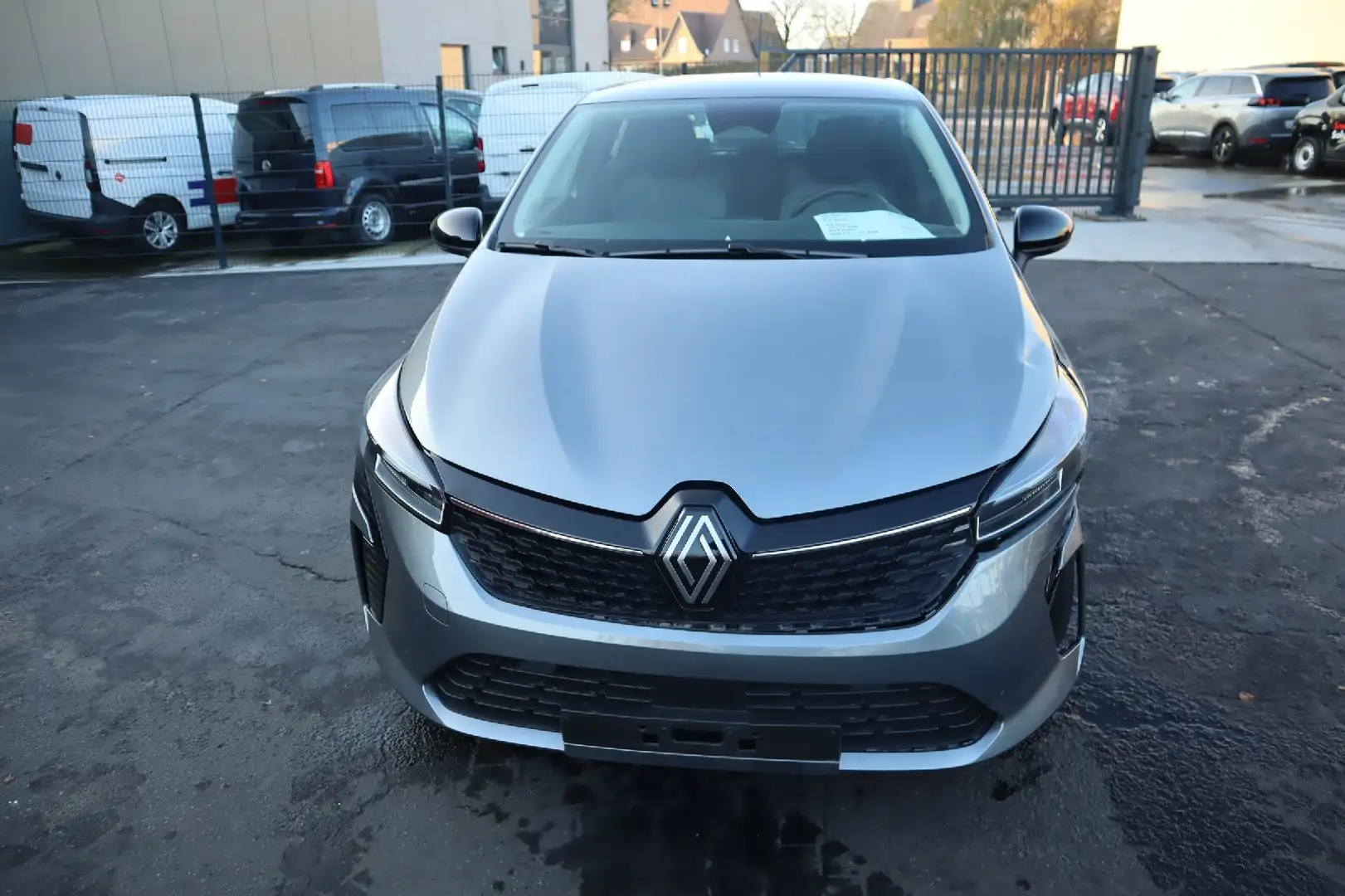 Renault Clio 1.0 Benz Gris - 2