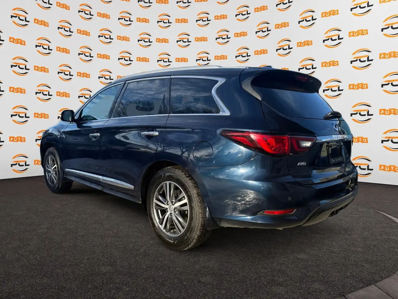 Infiniti QX60 fotografie Infiniti QX60