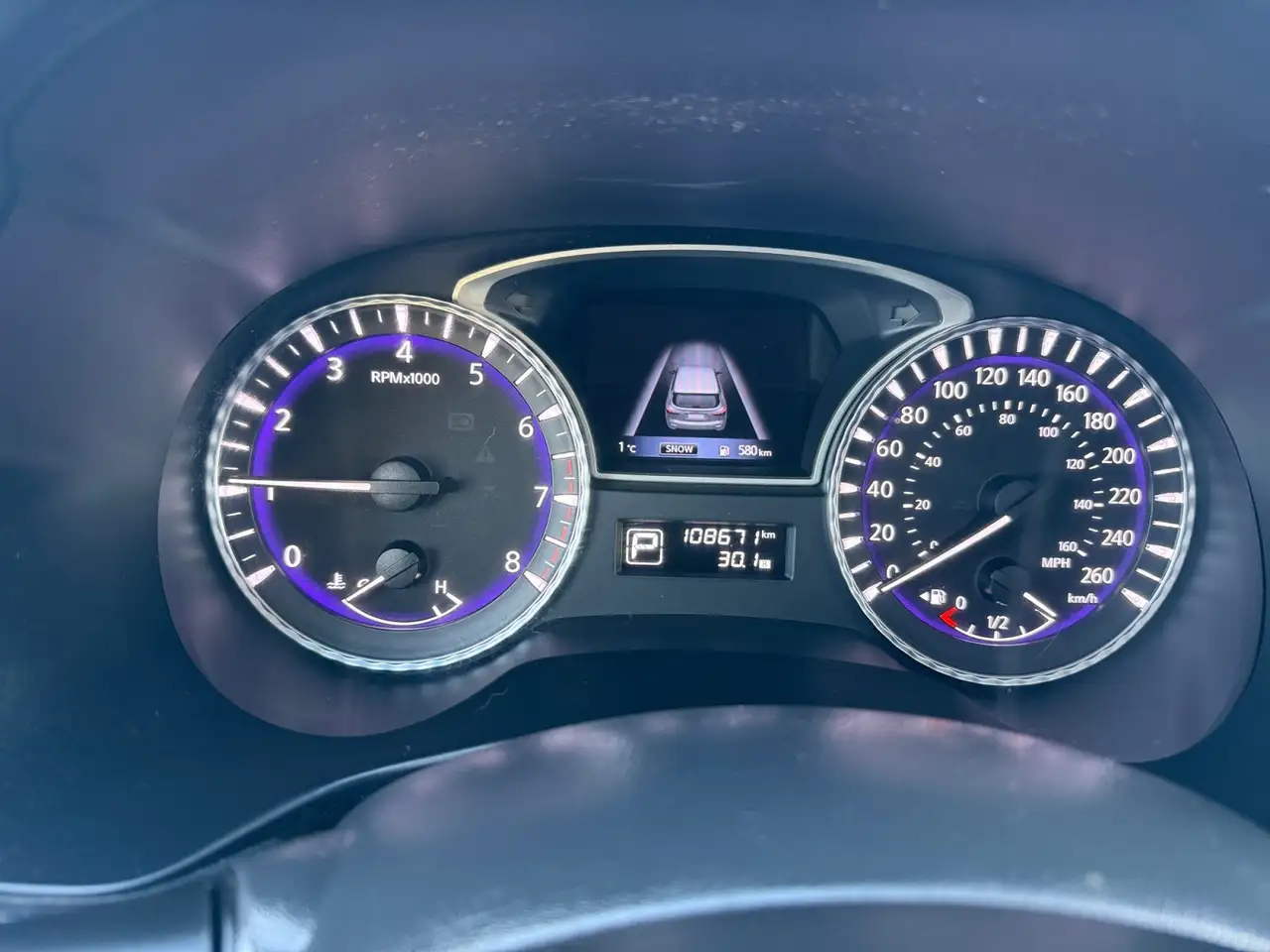 Infiniti QX60 снимка Infiniti QX60